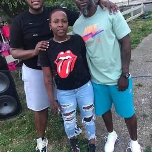 Meet your Posher, Ernest